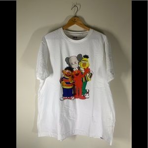 KAWS / SESAME STREET UNIQLO